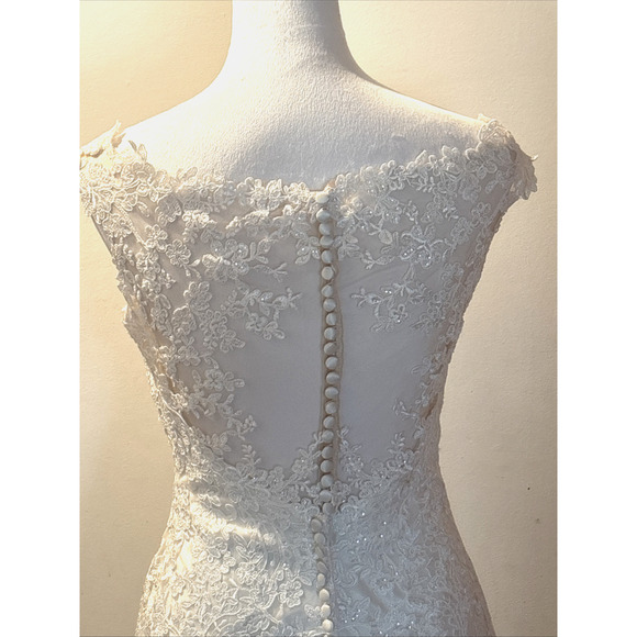 Stella York Wedding Dress Size 12 Ivory Lace Fit & Flare Illusion Neckline Chape - Picture 8 of 13
